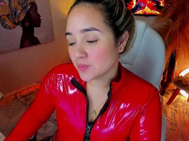 Live sex webcam photo for la-venezolana #291389941