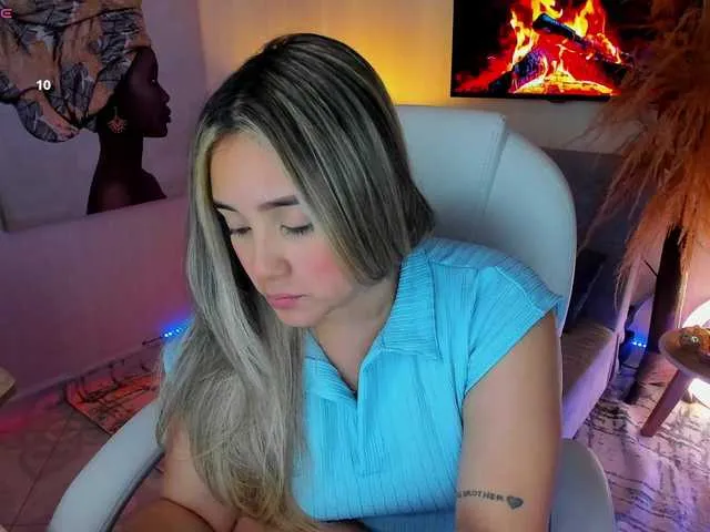 Live sex webcam photo for la-venezolana #291445076