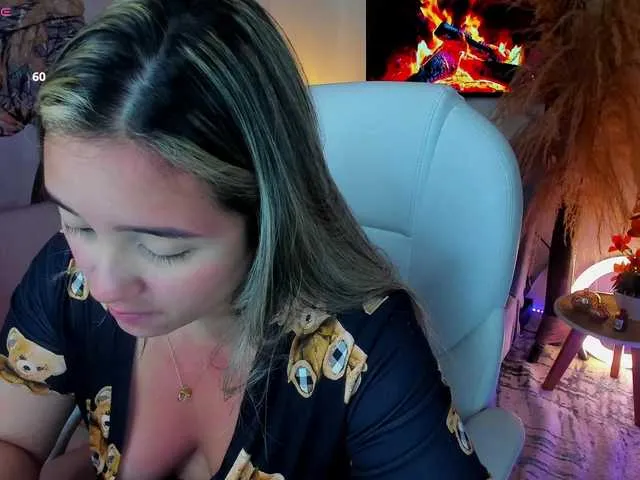 Live sex webcam photo for la-venezolana #291485736