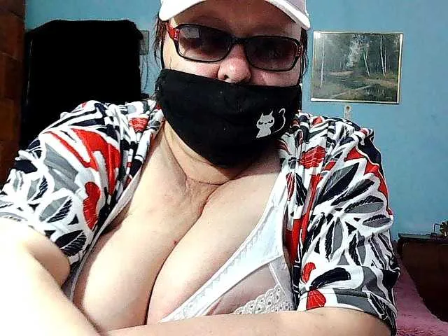 Live sex webcam photo for lady-Nicol #274398945