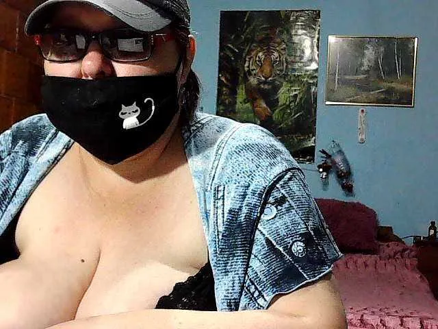 Live sex webcam photo for lady-Nicol #274414691