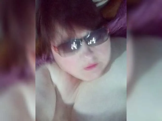 Live sex webcam photo for lady-Nicol #274636092