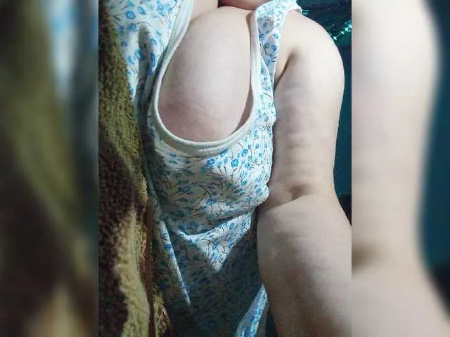 Live sex webcam photo for lady-Nicol #276007064