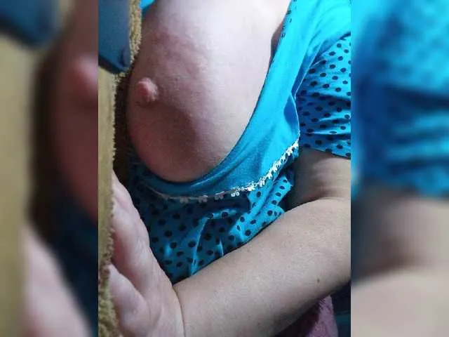 Live sex webcam photo for lady-Nicol #276329286