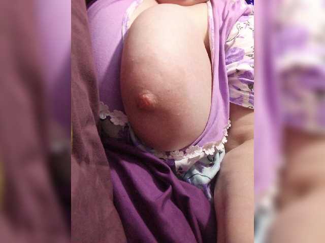 Live sex webcam photo for lady-Nicol #276519394