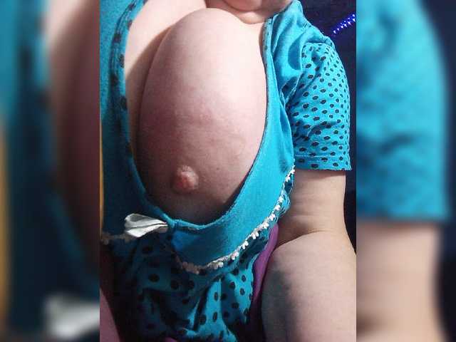 Live sex webcam photo for lady-Nicol #276806655