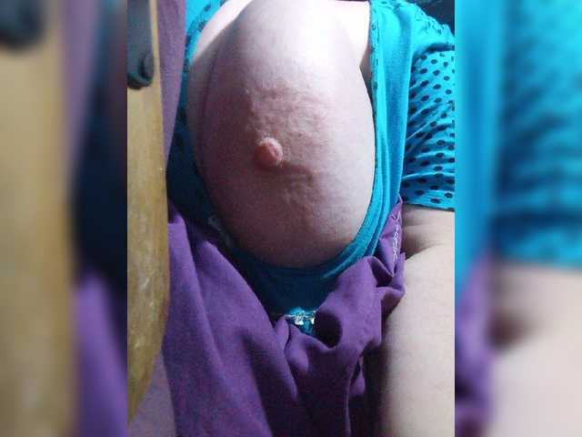 Live sex webcam photo for lady-Nicol #276811909