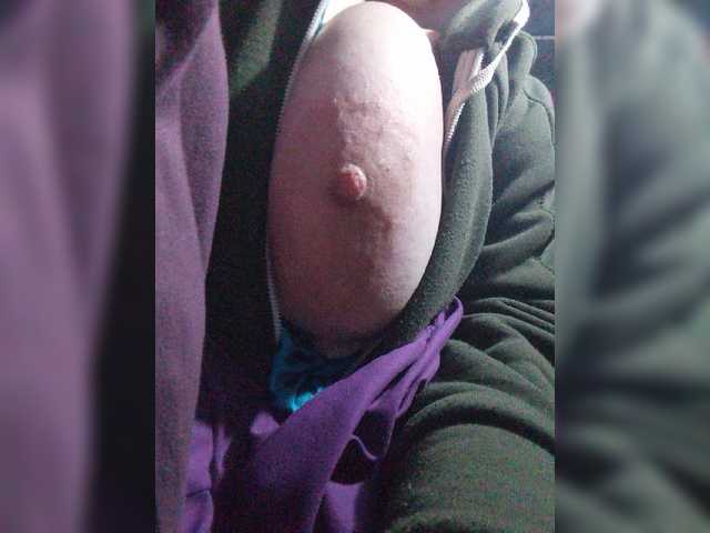 Live sex webcam photo for lady-Nicol #277012729