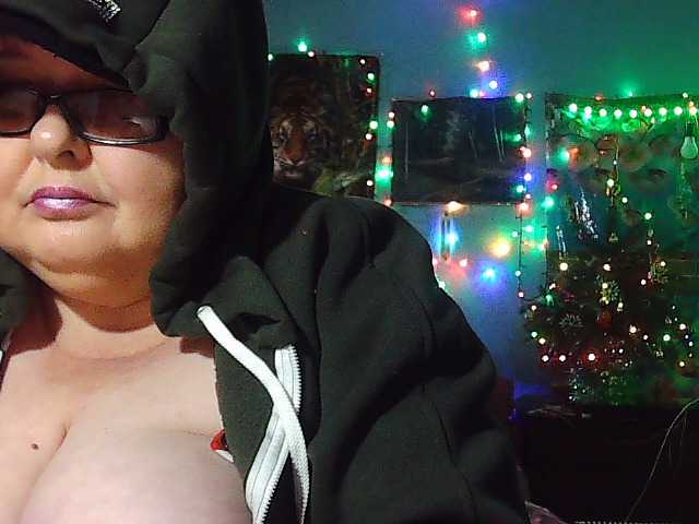 Live sex webcam photo for lady-Nicol #277093565