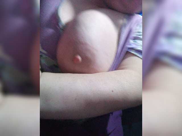 Live sex webcam photo for lady-Nicol #277150248