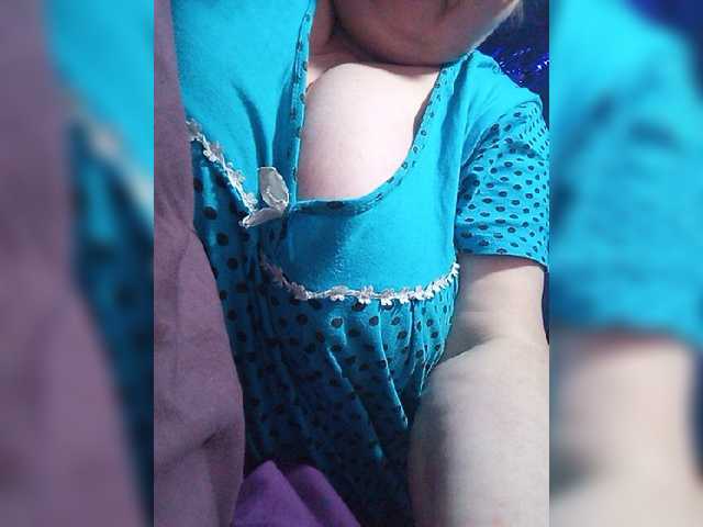 Live sex webcam photo for lady-Nicol #277231596