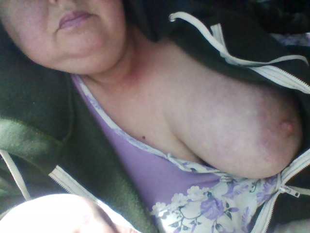 Live sex webcam photo for lady-Nicol #277274112