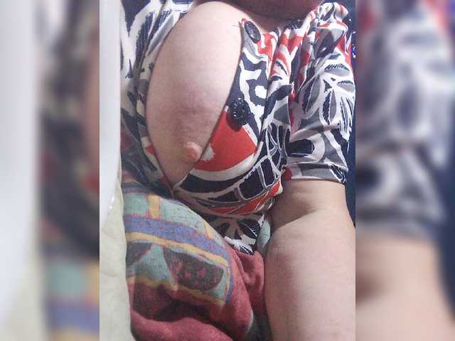 Live sex webcam photo for lady-Nicol #277429972