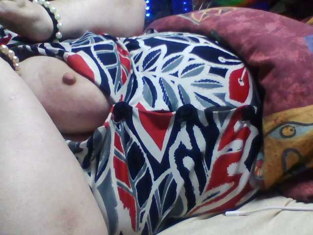 Live sex webcam photo for lady-Nicol #277487284