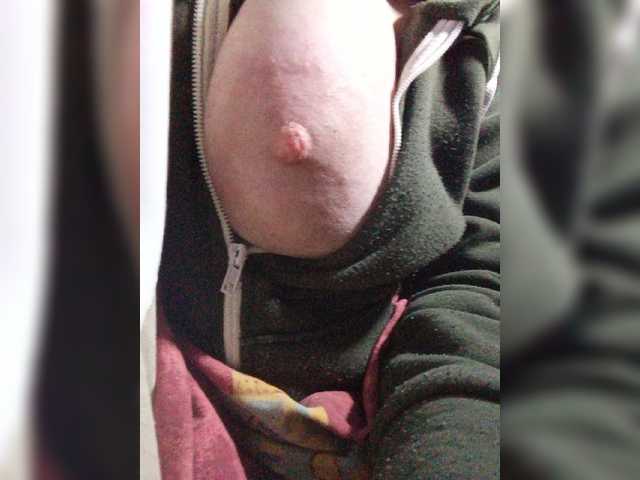 Live sex webcam photo for lady-Nicol #277543914