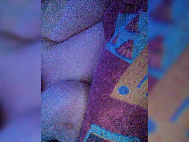 Live sex webcam photo for lady-Nicol #277636870