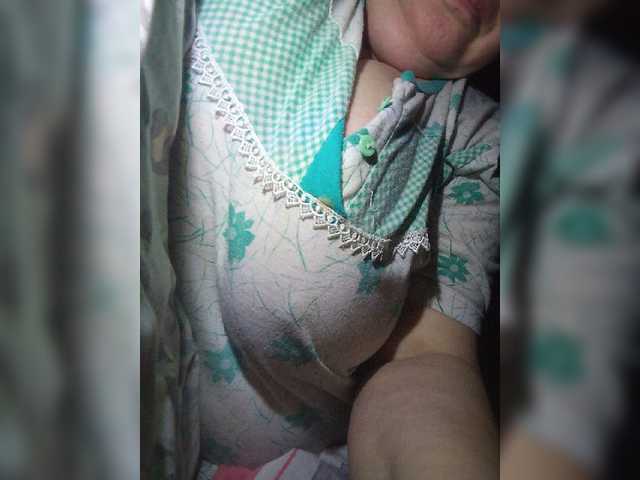 Live sex webcam photo for lady-Nicol #277655091