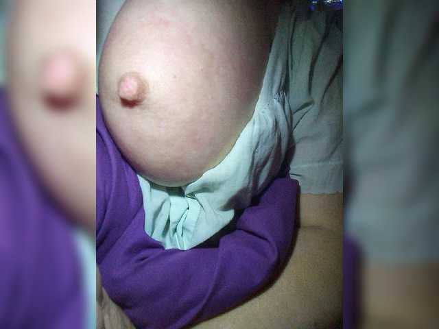 Live sex webcam photo for lady-Nicol #278042350