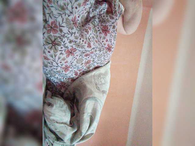 Live sex webcam photo for lady-Nicol #278093515