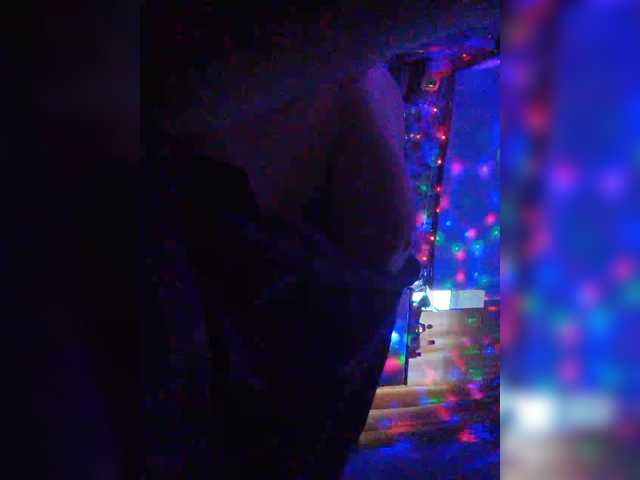 Live sex webcam photo for lady-Nicol #278281959