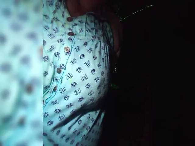 Live sex webcam photo for lady-Nicol #291657783