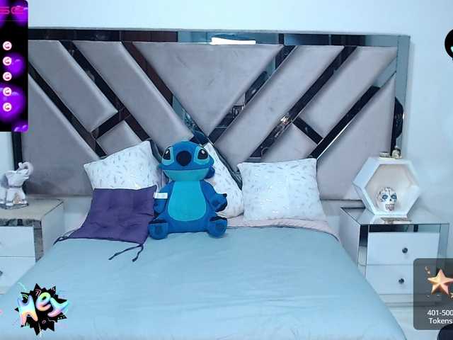 Live sex webcam photo for lady-ary #275740808