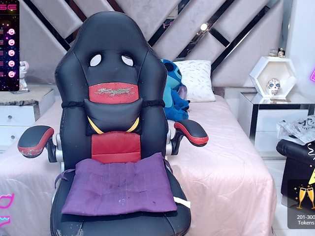 Live sex webcam photo for lady-ary #276025703