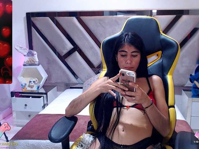 Live sex webcam photo for lady-ary #278102224