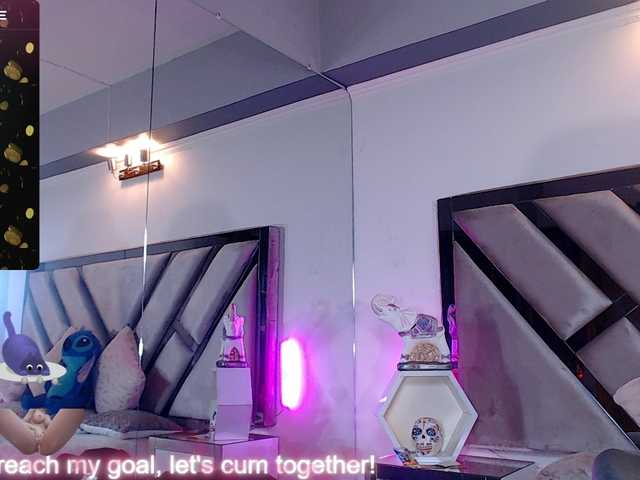 Live sex webcam photo for lady-ary #290024763