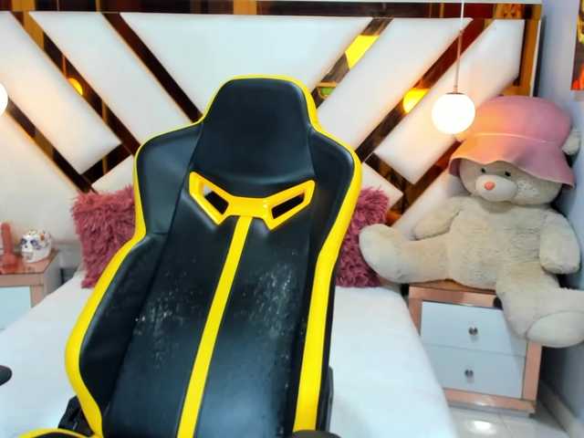 Live sex webcam photo for lady-ary #291188015