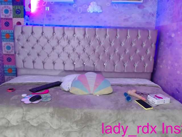 Live sex webcam photo for lady-rdx #273026477