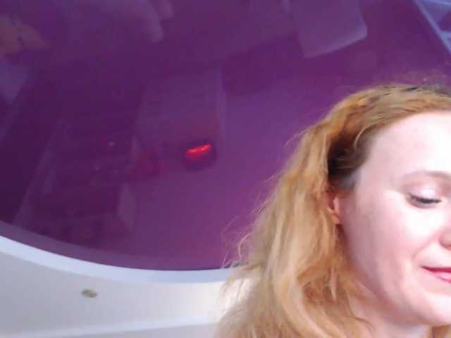 Live sex webcam photo for ladybigsmile #274432271