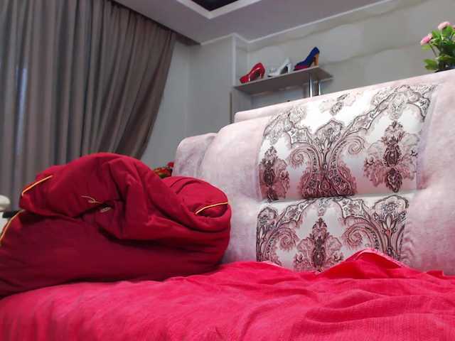 Live sex webcam photo for ladybigsmile #276773452