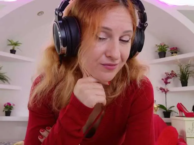 Live sex webcam photo for ladybigsmile #291899059