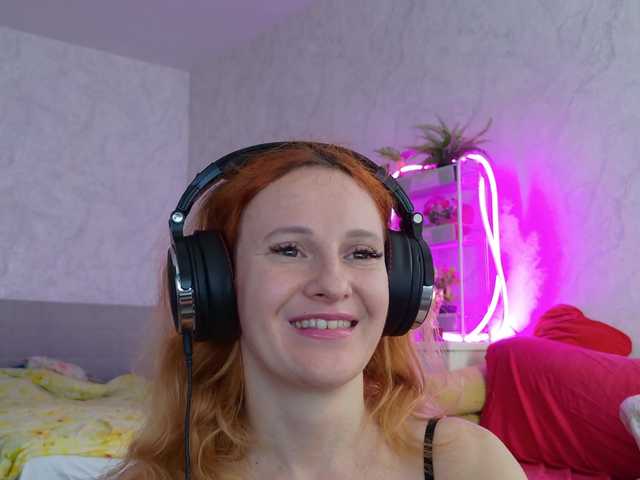 Live sex webcam photo for ladybigsmile #292329221