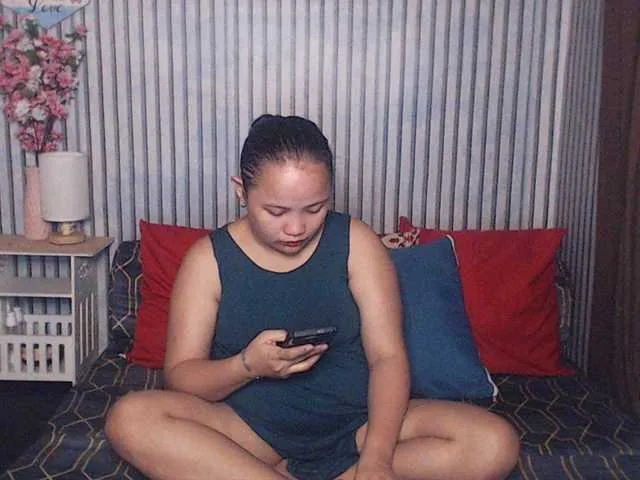 Live sex webcam photo for ladynakedpusy #290773593