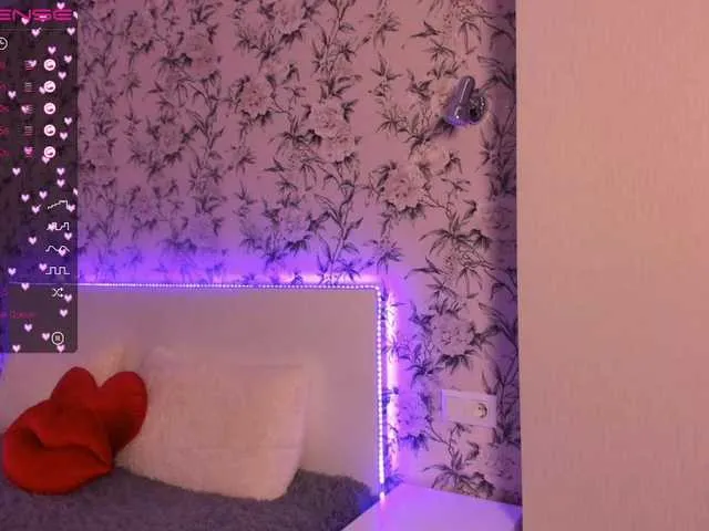 Live sex webcam photo for ladyozawa #272713146