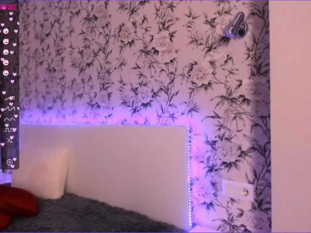 Live sex webcam photo for ladyozawa #272842530