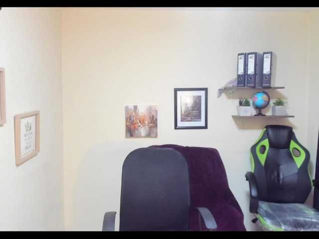 Live sex webcam photo for laia-evans #276387260