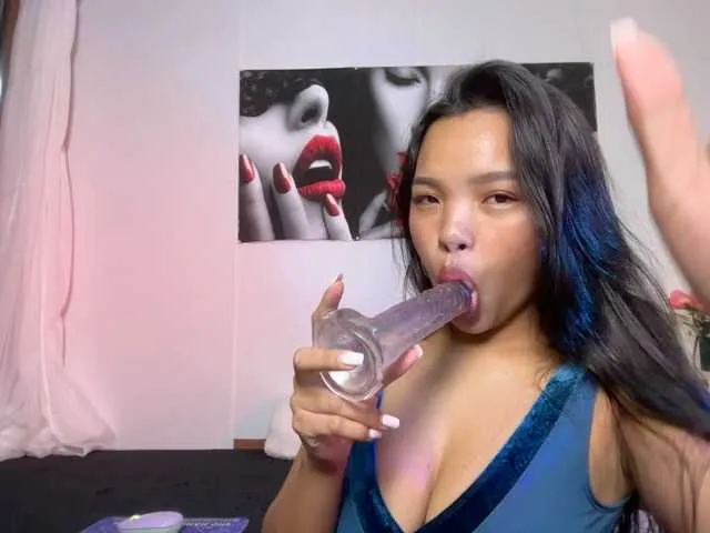 Live sex webcam photo for lakshmi2 #292475583