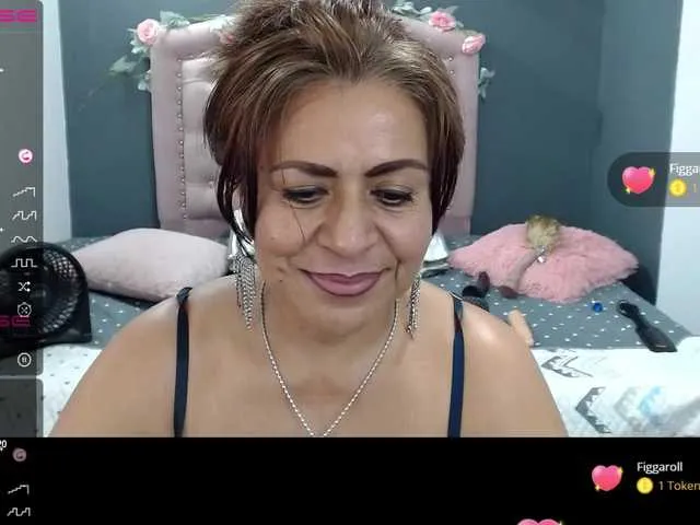 Live sex webcam photo for lalisha-96 #275810304