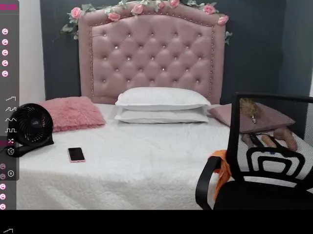 Live sex webcam photo for lalisha-96 #275943001