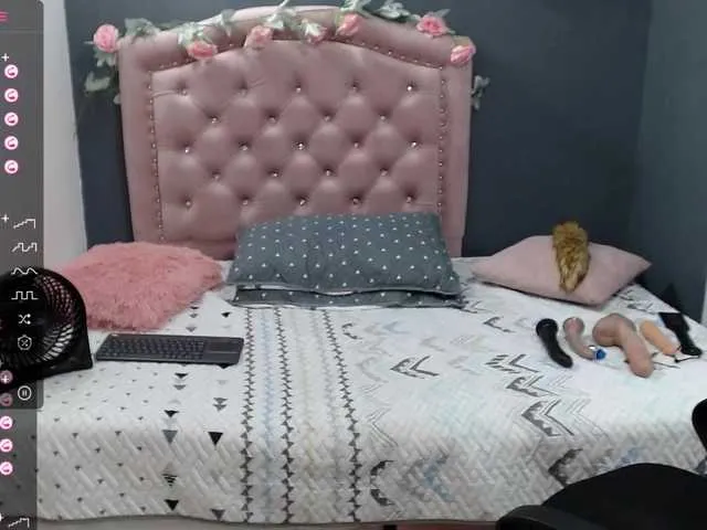 Live sex webcam photo for lalisha-96 #276343355