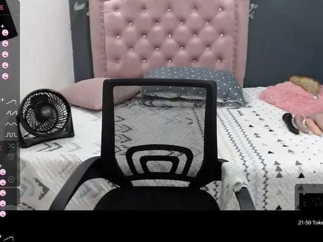 Live sex webcam photo for lalisha-96 #276483854