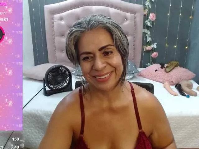 Live sex webcam photo for lalisha-96 #291163853