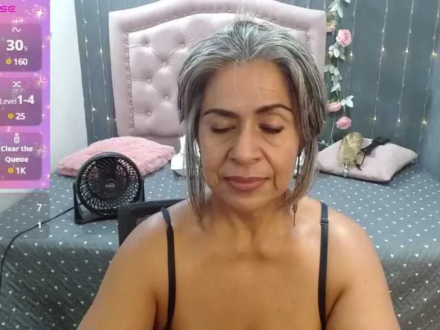 Live sex webcam photo for lalisha-96 #291242257