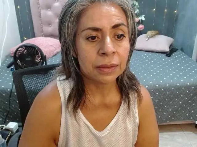 Live sex webcam photo for lalisha-96 #291258767