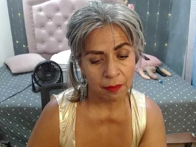 Live sex webcam photo for lalisha-96 #291606237