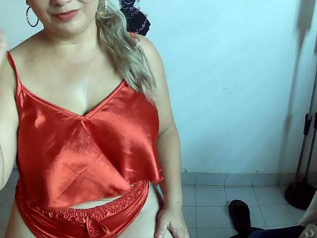 Live sex webcam photo for lamami69 #276607375