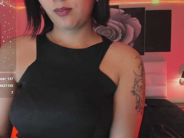 Live sex webcam photo for lana-chavez #291071288